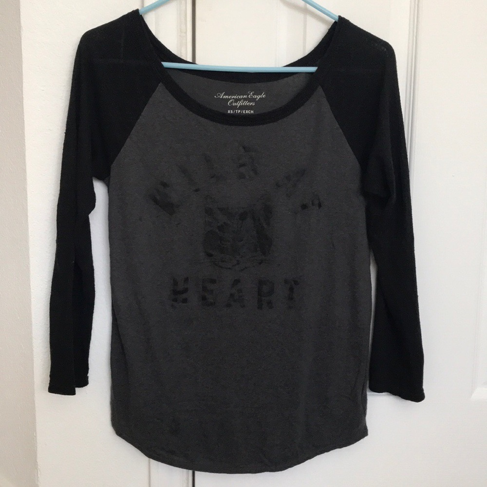 American Eagle 3/4 sleeve shirt
